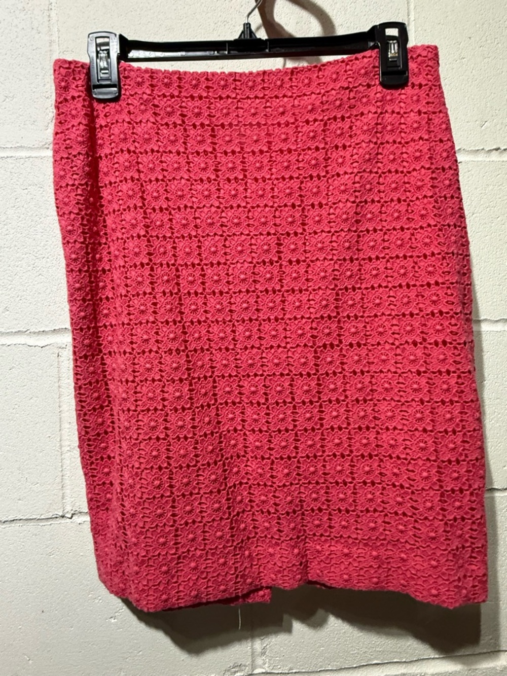 Ann Taylor Coral Pink Crochet Pencil Skirt - Picture 1 of 3
